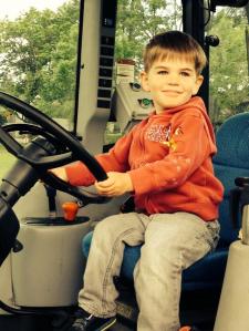 10382627_689308224450107_8547760620537860932_n